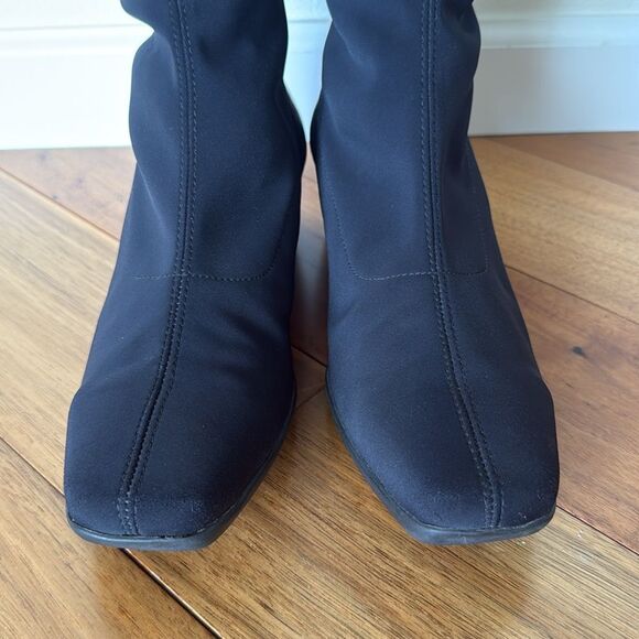 La CANADIENNE microfiber boots - Picture 3 of 7